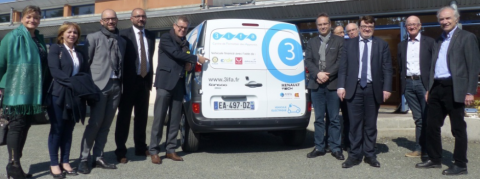 Rotary Club d’Alençon, en phase avec l'apprentissage Rotary Club d’Alençon Kangoo électrique