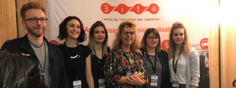 L'équipe coiffure présente au salon de l'habitat
