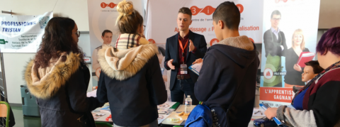 Notre présence a également permis de sensibiliser les jeunes à l'apprentissage.