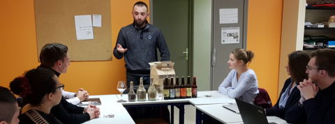 La microbrasserie Mage Malte, située à Mamers, propose une bière artisanale BIO