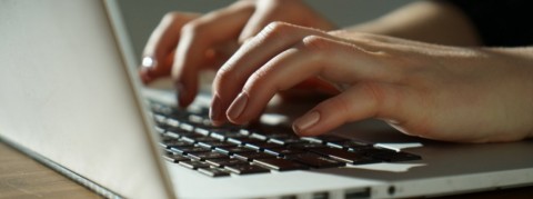 Connectez vous aux différents portails du CFA © Burst - Thought Catalog