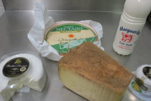 Transformation du lait caillé, crème, beurre, fromage